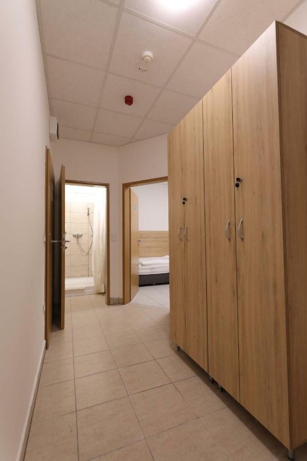 Smart Rooms Szekesfehervar Exterior photo